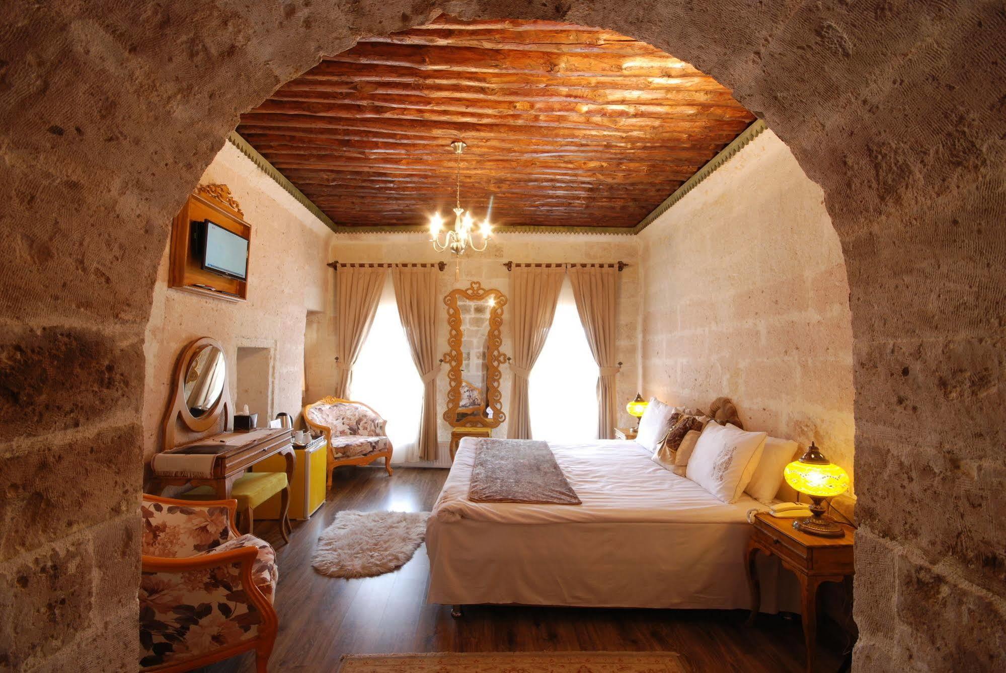 Mimi Cappadocia Luxury Cave Hotel Üçhisar Exterior foto